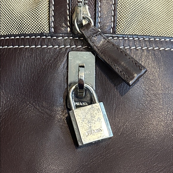 Prada Milano Vintage Bag With Silver Lock - Picture 6 of 11